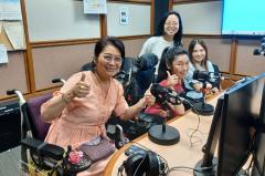 非常人物生活雜誌 | 網上頻道「大瞳小椅」代表馬汐嶢、王瑤珊：大同小異看世界